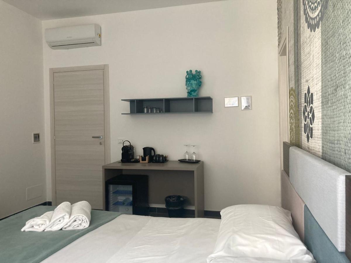 I Mori - Luxury Rooms Szirakúza Kültér fotó