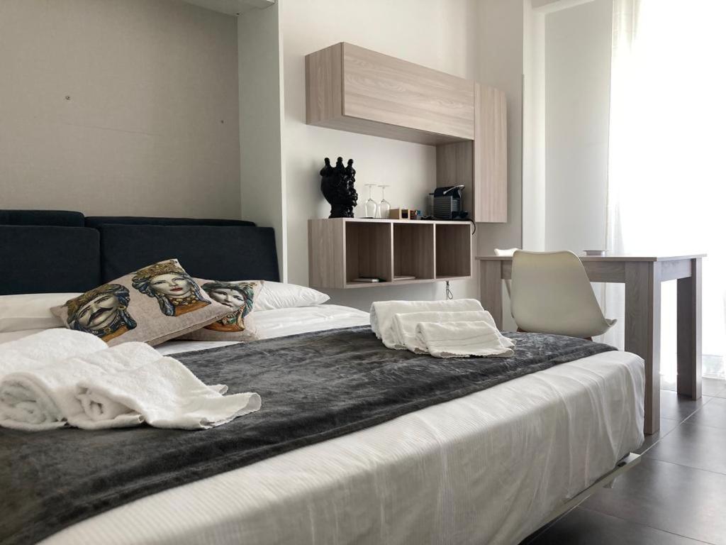I Mori - Luxury Rooms Szirakúza Kültér fotó