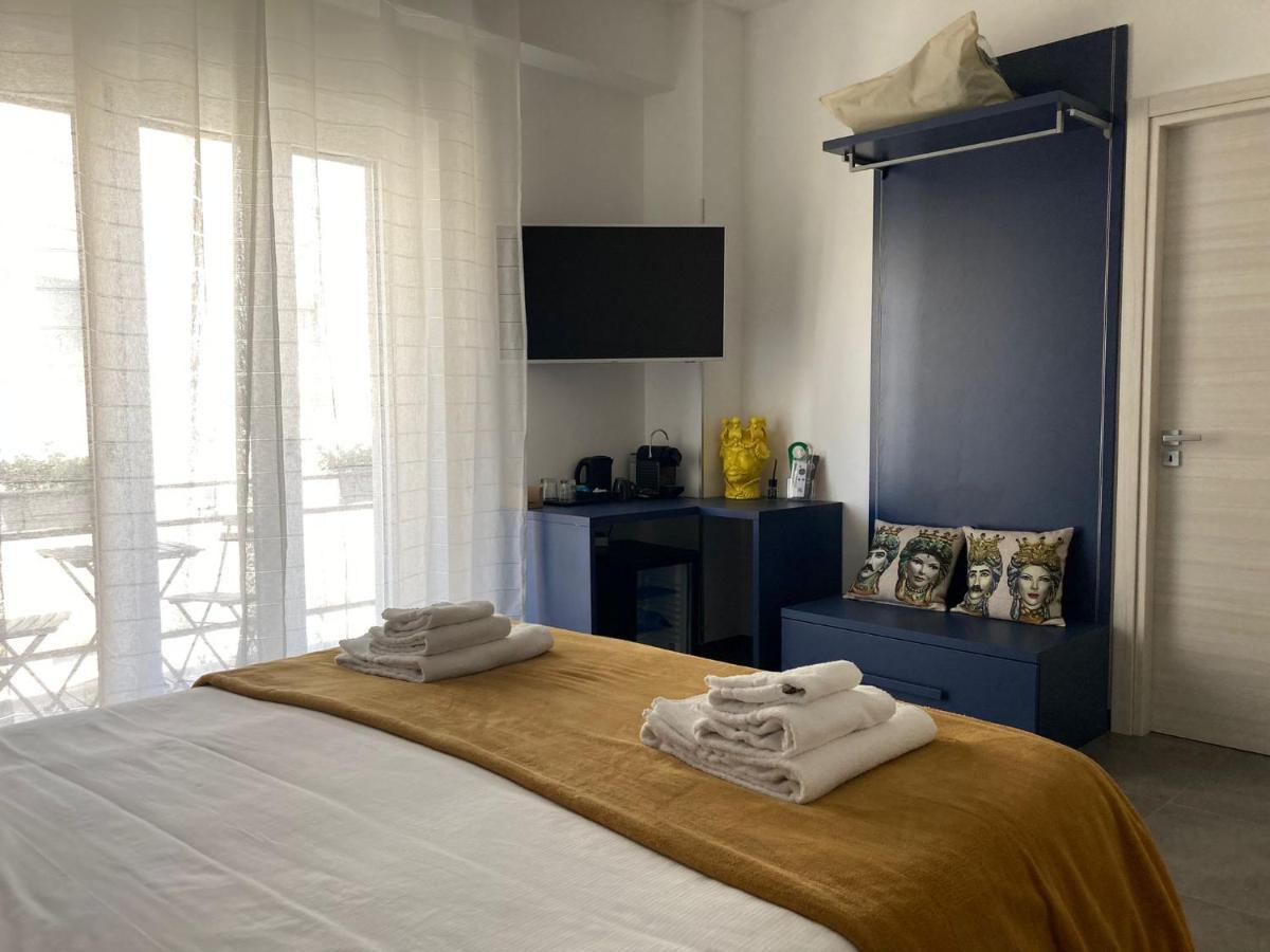 I Mori - Luxury Rooms Szirakúza Kültér fotó